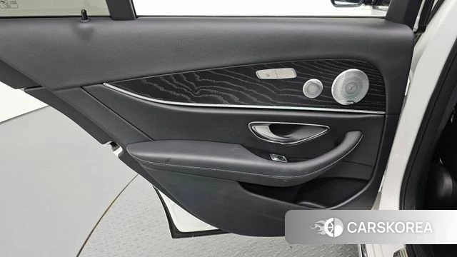 Mercedes-Benz E-Class W213 id 4923716 из Кореи 17