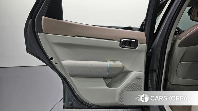 Kia EV4 id 4879612 из Кореи 17