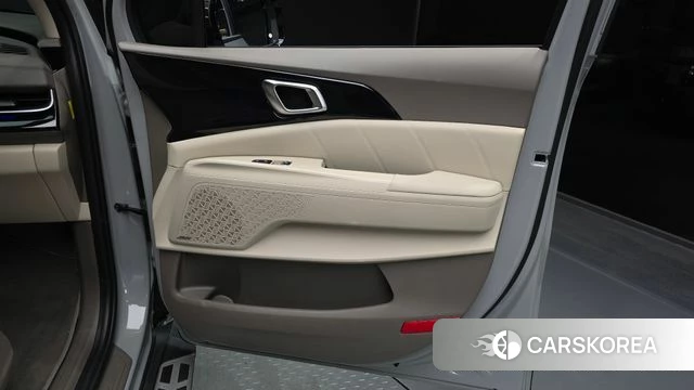 Kia The New Carnival 4th Generation id 5045512 из Кореи 17