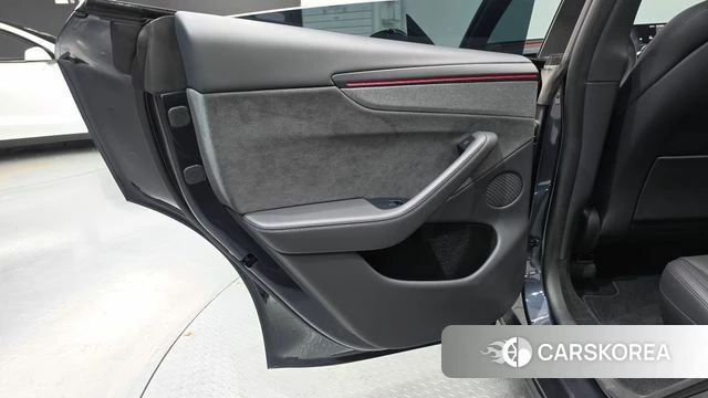 Tesla Model Y id 4995273 из Кореи 17