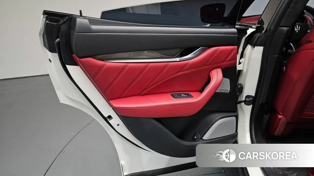 Maserati Levante id 4966827 из Кореи 17