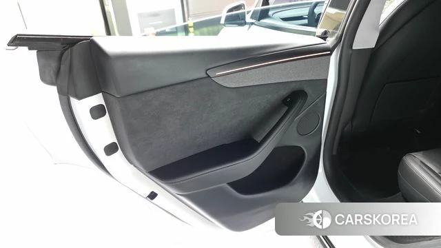 Tesla Model Y id 4879584 из Кореи 17