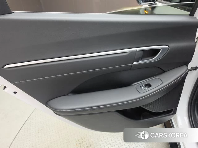 Hyundai Sonata D Edge Hybrid (DN8) id 4975340 из Кореи 17