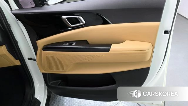 Kia Carnival 4th generation id 4906464 из Кореи 17