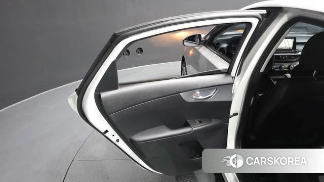Kia The New K3 2nd generation id 4965678 из Кореи 17