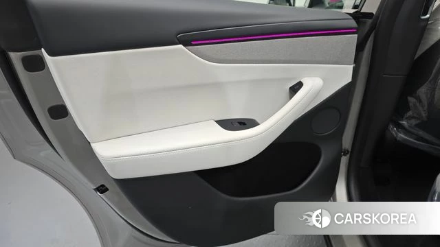 Tesla Model Y id 4940771 из Кореи 17