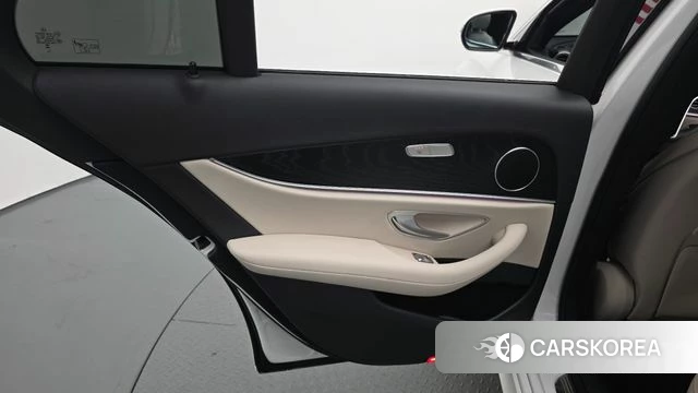 Mercedes-Benz E-Class W213 id 4985744 из Кореи 17
