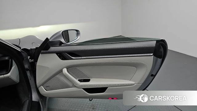 Porsche 911(992) id 4958579 из Кореи 17