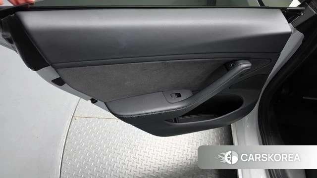 Tesla Model 3 id 5028355 из Кореи 17