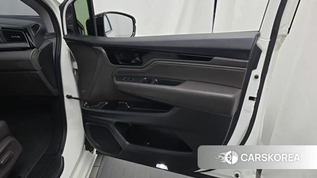 Honda Odyssey id 4900833 из Кореи 17