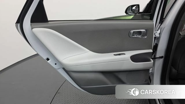 Hyundai Ionic 6 id 5012218 из Кореи 17