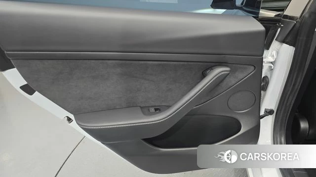 Tesla Model 3 id 5040553 из Кореи 17