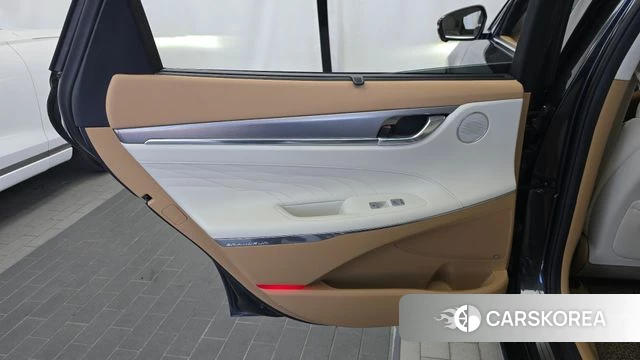 Hyundai The New Grandeur IG Hybrid id 5028667 из Кореи 17