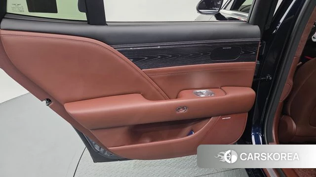 Genesis G90 (RS4) id 5039135 из Кореи 17