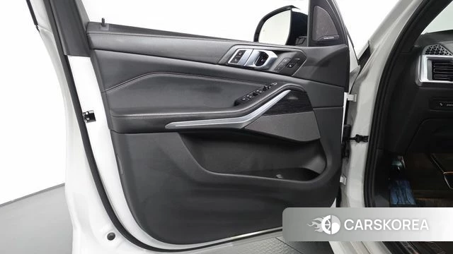 BMW X5 (G05) id 4590691 из Кореи 17