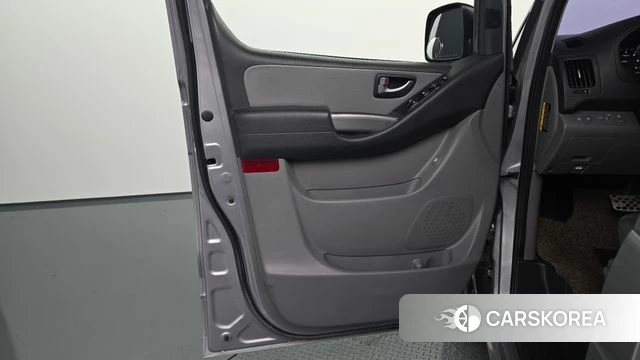 Hyundai The New Grand Starex id 4785737 из Кореи 17