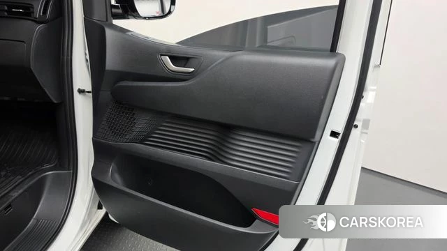 Hyundai Staria id 5026046 из Кореи 17