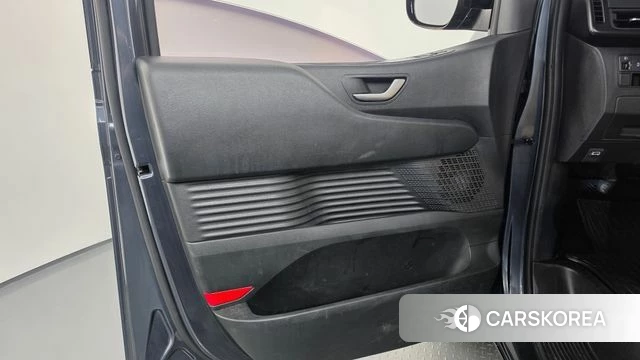 Hyundai Staria id 5039469 из Кореи 17