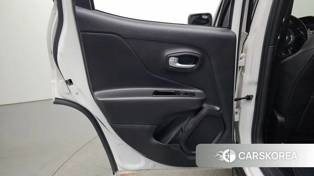 Jeep Renegade id 5027644 из Кореи 17