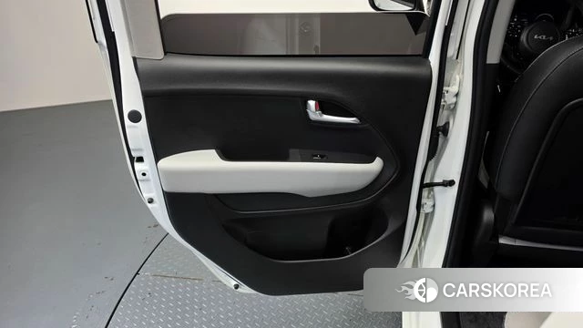 Kia The New Kia Ray EV id 5033110 из Кореи 17