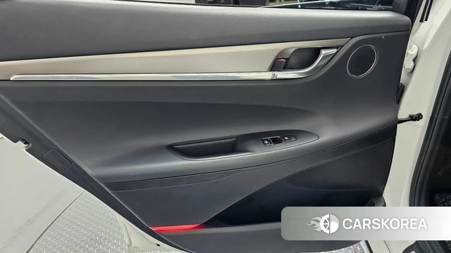 Hyundai The New Grandeur IG Hybrid id 4959133 из Кореи 17