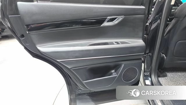 Genesis GV80 id 4986260 из Кореи 17