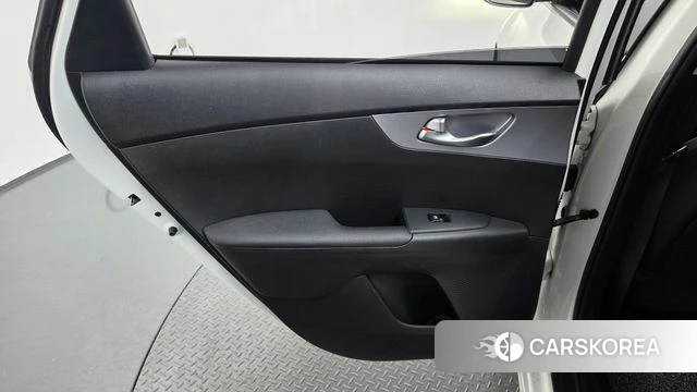 Kia The New K3 2nd generation id 4959145 из Кореи 17