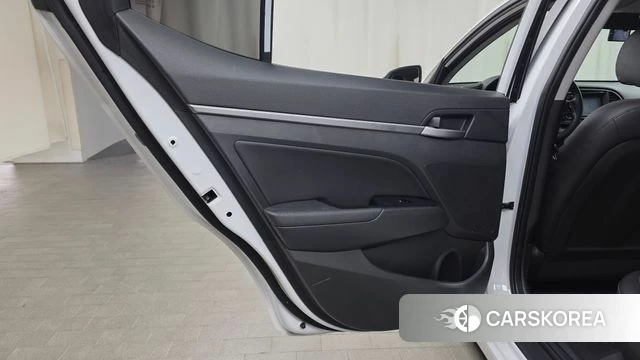 Hyundai Avante AD id 4746809 из Кореи 17