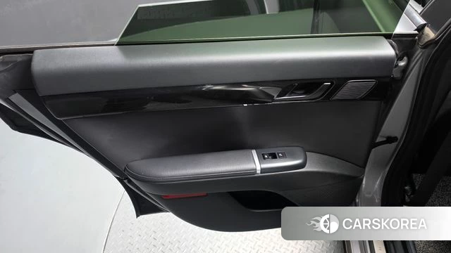Hyundai Grandeur (GN7) id 5046462 из Кореи 17