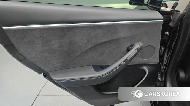 Tesla Model 3 id 5011439 из Кореи 17