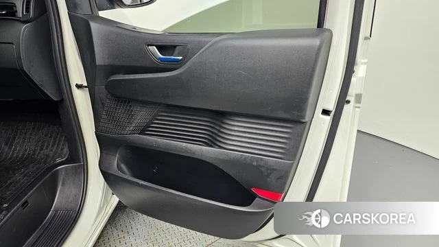 Hyundai Staria id 4542171 из Кореи 17