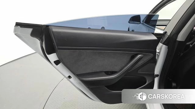 Tesla Model 3 id 4702951 из Кореи 17