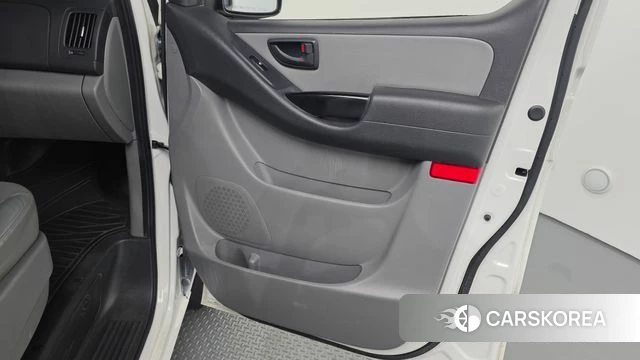 Hyundai The New Grand Starex id 5035045 из Кореи 17