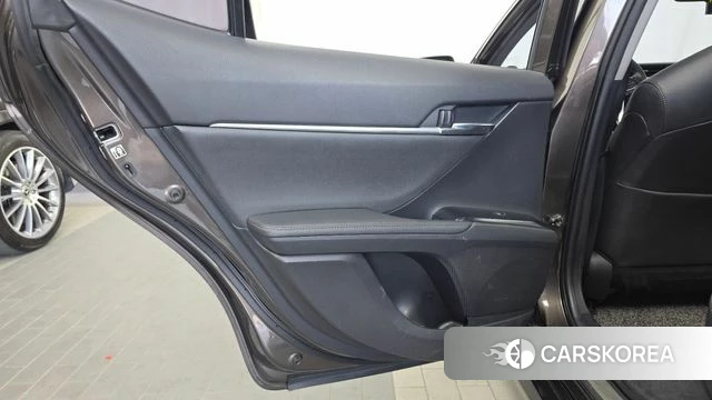 Toyota Camry (XV70) id 4907579 из Кореи 17
