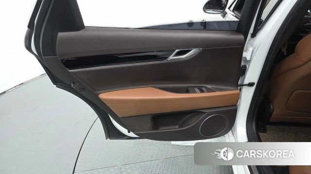 Genesis G80 (RG3) id 4966398 из Кореи 17