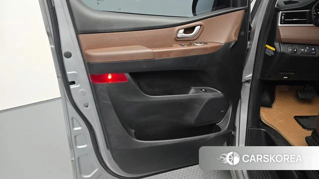 Hyundai The New Grand Starex id 4776311 из Кореи 17