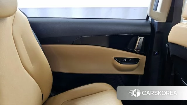 Kia Carnival 4th generation id 4981158 из Кореи 17