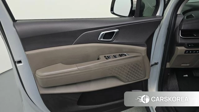 Kia The New Carnival 4th Generation id 5026404 из Кореи 17