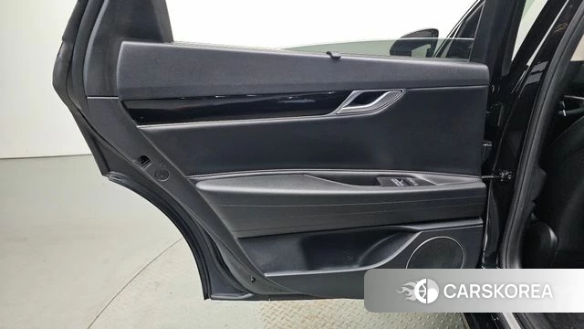 Genesis G80 (RG3) id 4986332 из Кореи 17