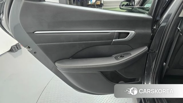 Hyundai Sonata D Edge Hybrid (DN8) id 5052239 из Кореи 17
