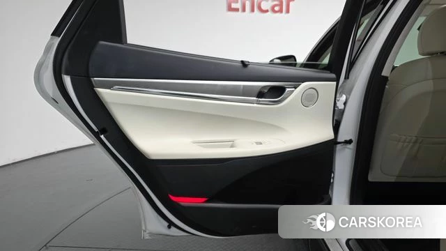 Hyundai The New Grandeur IG id 4745200 из Кореи 17