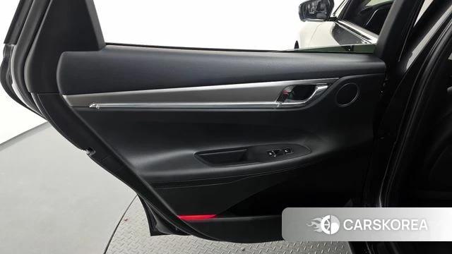 Hyundai The New Grandeur IG id 5017435 из Кореи 17