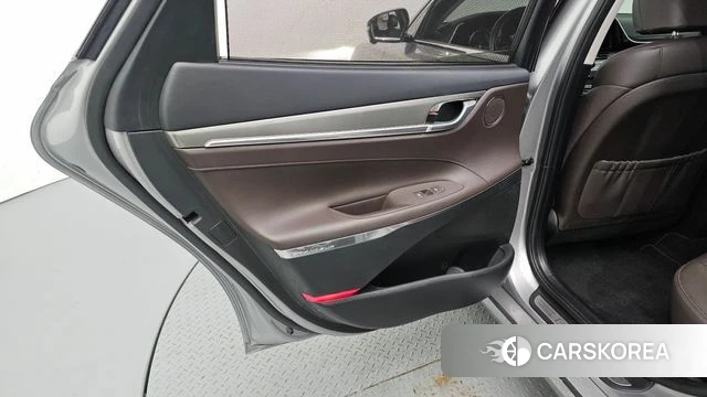 Hyundai The New Grandeur IG Hybrid id 4951994 из Кореи 17