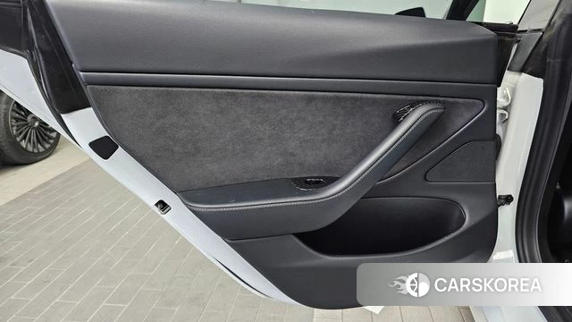 Tesla Model 3 id 4881892 из Кореи 17