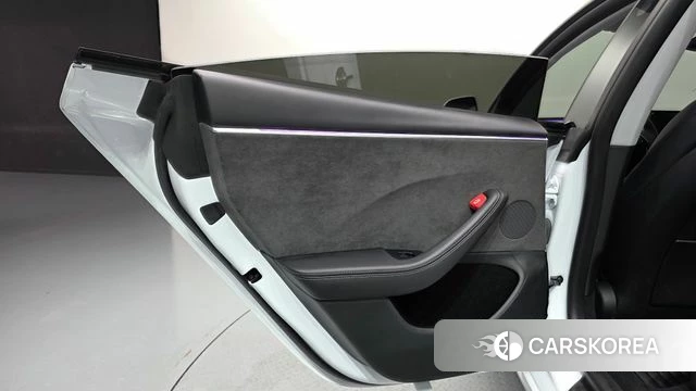 Tesla Model 3 id 4853981 из Кореи 17