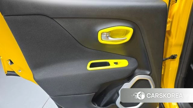Jeep Renegade id 5004620 из Кореи 17