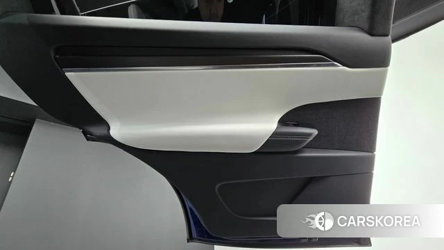 Tesla Model X id 4991161 из Кореи 17