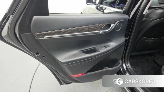 Hyundai Grandeur IG id 5018445 из Кореи 17