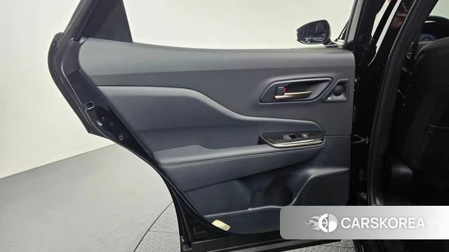 Toyota Crown Crossover id 4964091 из Кореи 17