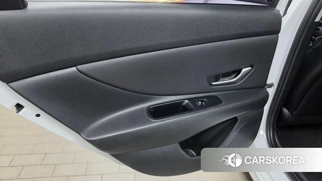 Hyundai Avante Hybrid (CN7) id 5027577 из Кореи 17
